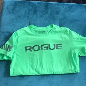 Rogue Basic reflective tee. NWOT.